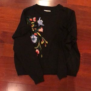 Women’s sweater black small top floral print